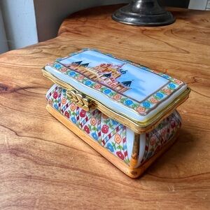 Del Prado Miniature colectible porcelain box